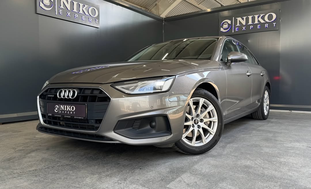 Audi A4 (2021)