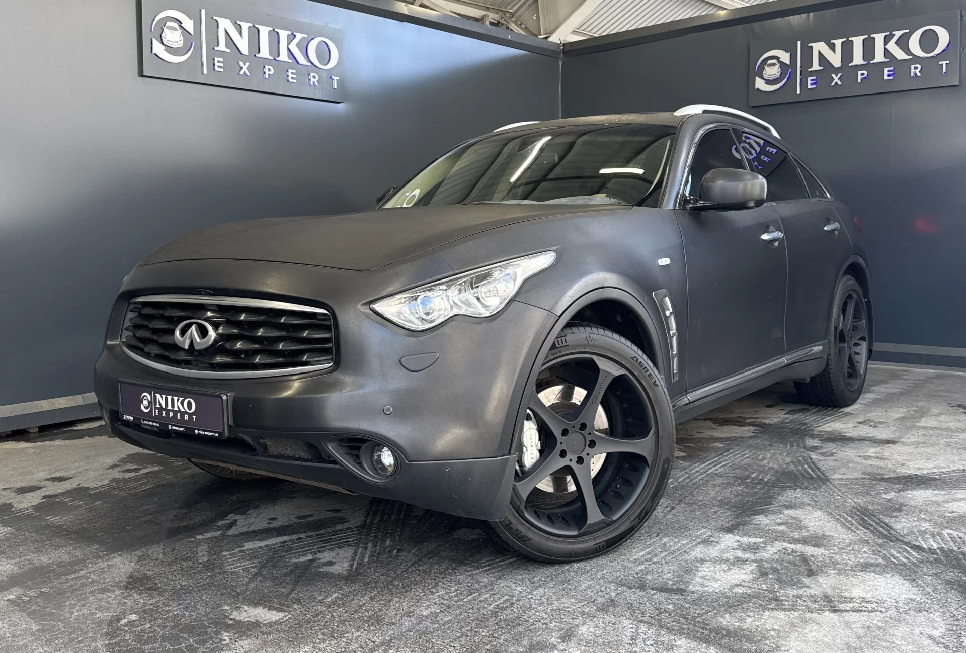 Infiniti FX 35 (2009)
