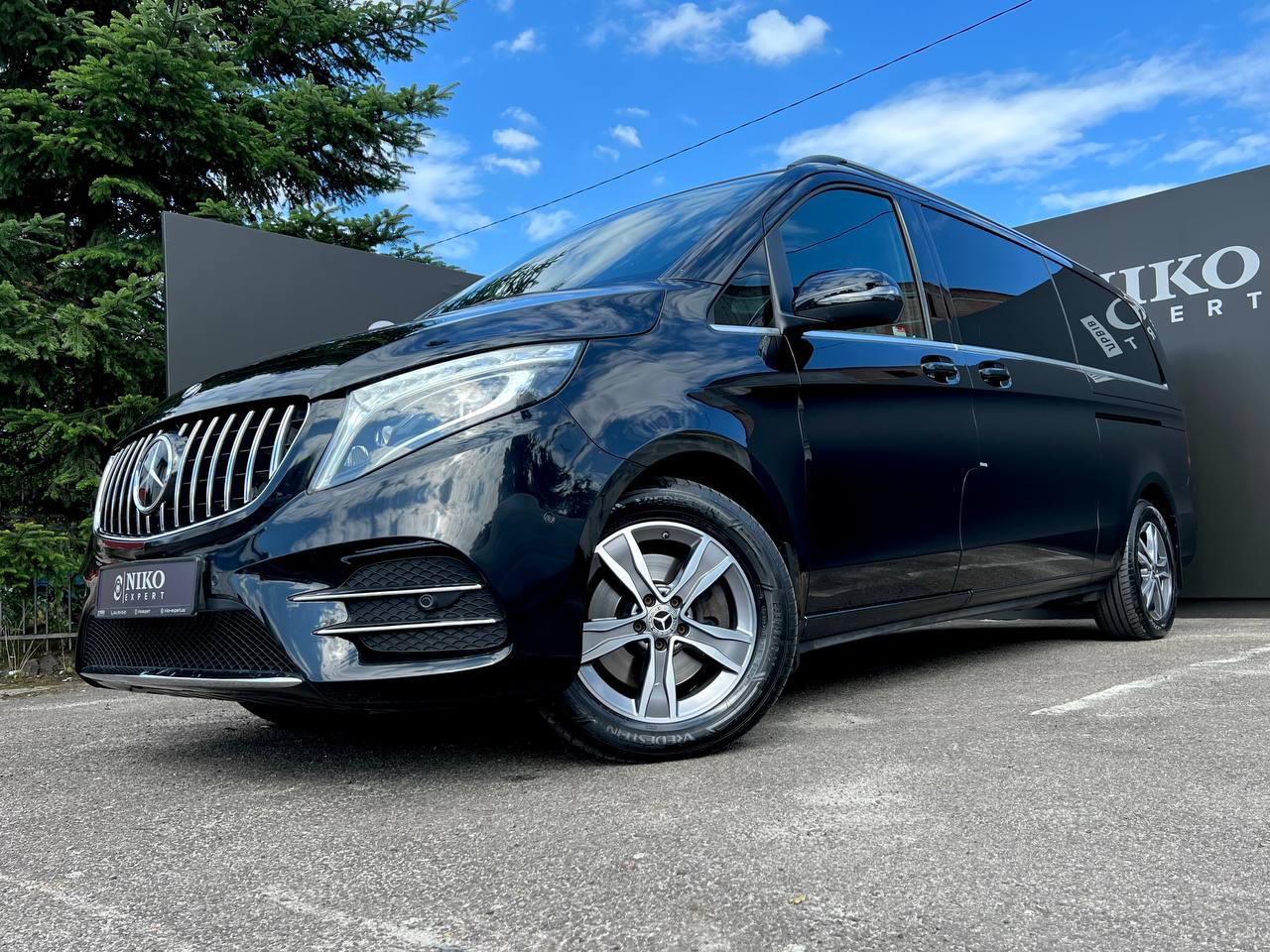 Mercedes-Benz V-Class (2019)